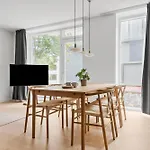 Lägenhet Spacious 2br Inner For 6 People